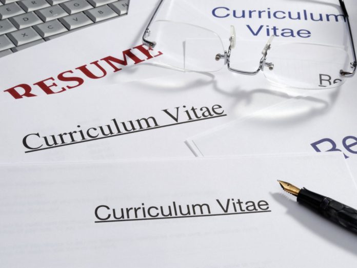 Sebab-Sebab Mengapa Majikan Ingin Melihat “Reference List” Dalam Resume Anda Sebab-Sebab Mengapa Majikan Ingin Melihat “Reference List” Dalam Resume Anda